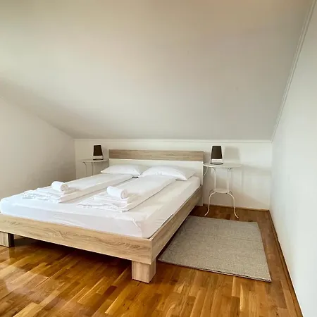 More Apartament